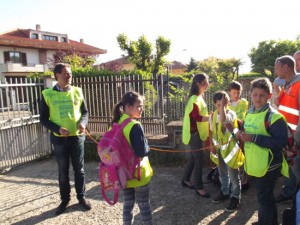 Il sindaco Cimarello guida il Piedibus di Montefiascone