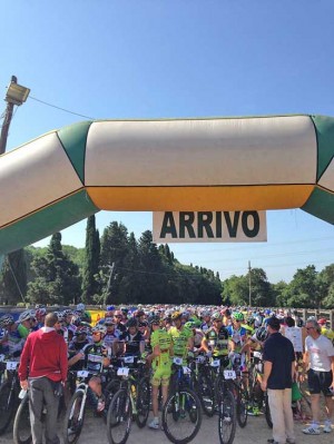 I ciclisti della Granfondo Selva della Roccaccia