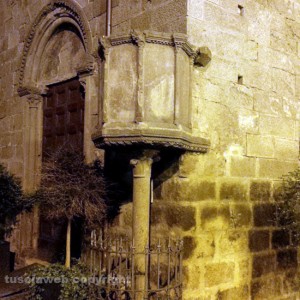 Il pulpito di santa Maria Nuova
