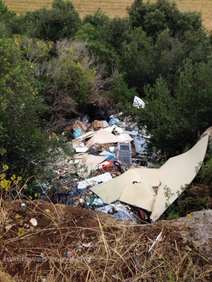 La seconda discarica a cielo aperto di Castel d'Asso