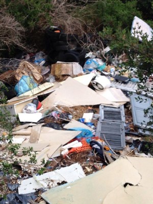 La seconda discarica a cielo aperto di Castel d'Asso