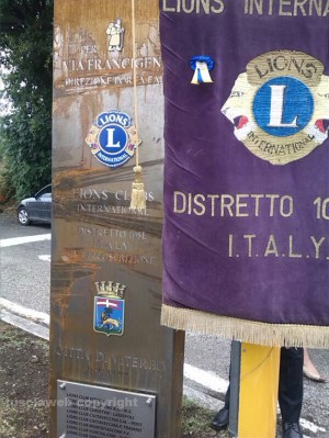 La cerimonia dei Lions per la via Francigena