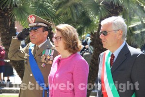 Festa della Repubblica - Generale Zambuco, il prefetto Scolamiero e il sindaco di Viterbo Michelini
