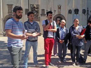 La protesta delle associazioni