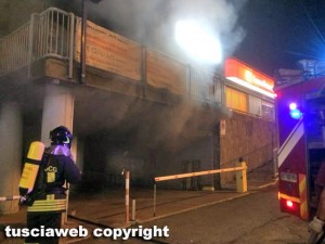 Viterbo - Incendio in via Garbini