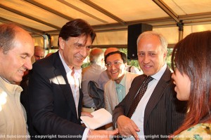 Enrico Gasbarra al brindisi con Fioroni