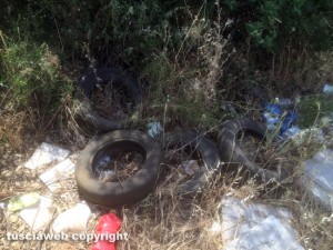 Discarica abusiva a Castel D'Asso