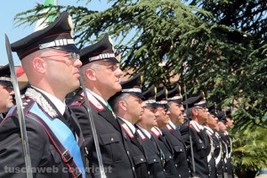 La cerimonia del bicentenario dell'Arma dei carabinieri al comando provinciale di Viterbo