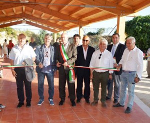 Il taglio del nastro dell'area didattica del parcheggio Monterozzi