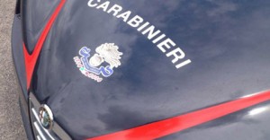 Un'auto dei carabinieri
