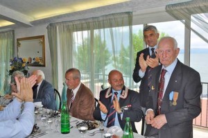 A destra: Vincenzo Signorelli