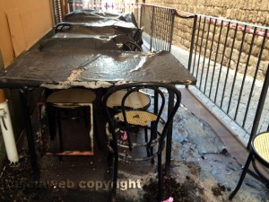 La pedana del ristorante "Tre re" andata a fuoco