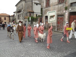 Montefiascone - Il minicorteo di arti e mestieri medioevali
