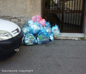 Immondizia per le strade