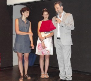 La premiazione dell'attrice montefiasconese Maria Alexandra Lungu