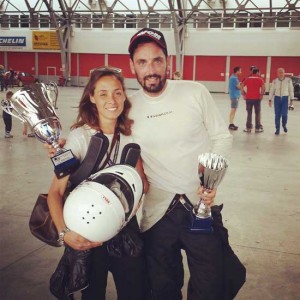 Sandrucci con la ragazza dopo la vittoria 