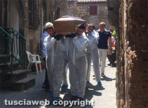 Barbarano Romano - Due cugini trovati morti in casa