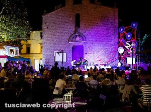 Le estensioni di Luca Cristofori a piazza del Gesù per il Jazz up
