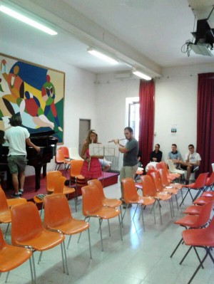 Alcuni allievi dell'Accademia Tarquinia Musica in attesa di sostener gli esami