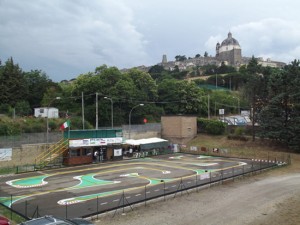 Il mini autodromo per modellini elettrici a Montefiascone