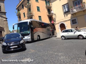 Traffico in tilt tra piazza San faustino e piazza della Rocca