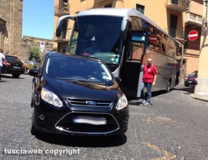 Traffico in tilt tra piazza San faustino e piazza della Rocca