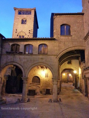 Piazza san Pellegrino al calar della sera