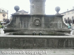 La fontana di piazza XX settembre  a Bagnaia