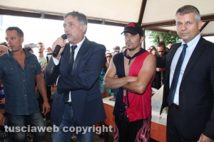 Il sindaco Sandro Giovagnoli, l'ideatore del palio Marco Petruccelli e il consigliere delegato al Turismo Fabio Troncarelli