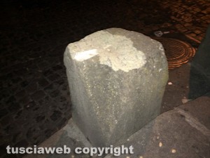 Viterbo - Danneggiata e deturpata la fontana di San Faustino
