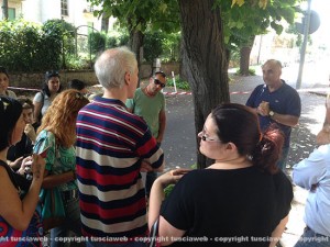 Il sopralluogo del sindaco in via Lorenzo da Viterbo
