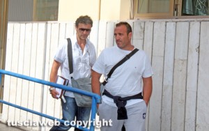 Elio Marchetti all'uscita dagli uffici della stradale