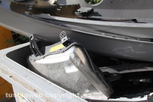 I pezzi d'auto abbandonati