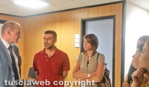 Maestra condannata per maltrattamenti - I genitori dei bimbi con l'avvocato Giovanni Labate