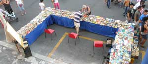 Bancarella del libro