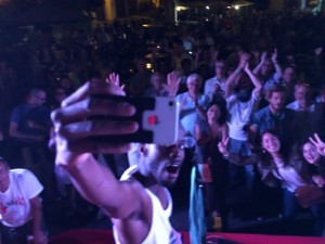 Il polistrumentista Jowee Omicil al JazzUp