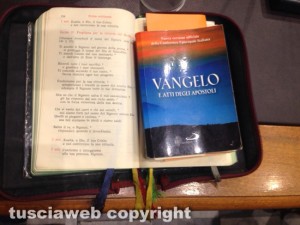 Bilancio - Seduta notturna del consiglio - C'è chi si porta dietro il Vangelo