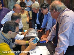Riunione estemporanea durante la seduta di consiglio