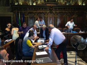 Riunione estemporanea durante la seduta di consiglio