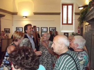 "Tra sogno e realtà", inaugurata la mostra fotografica su Villa Serena