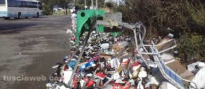 Monterazzano - I rifiuti nell'isola ecologica