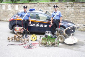 I carabinieri con la refurtiva