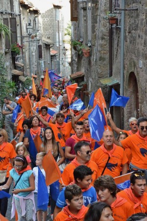 Palio delle barche, un momento del corteo - Foto di Sergio Ortenzi