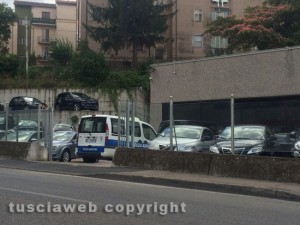 La polizia locale alla concessionaria di Elio Marchetti