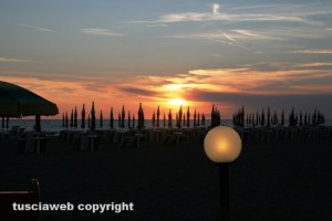 Tramonto sulla spiaggia