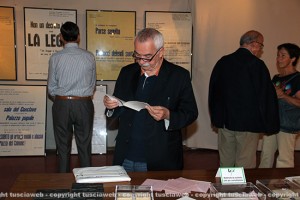 Ugo Sposetti all'inaugurazione della mostra dedicata a Sorbini