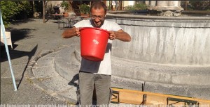 Ice Bucket Challenge contro la Sla – La secchiata di Andrea Egidi