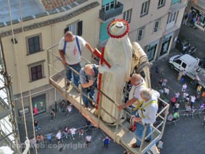 La statua della santa quasi in cima