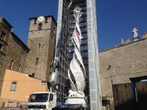 La macchina di santa Rosa quasi completa