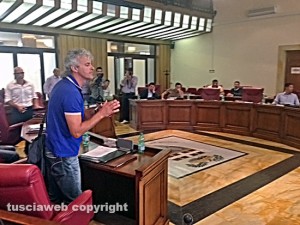 Federico Grattarola durante il consiglio provinciale